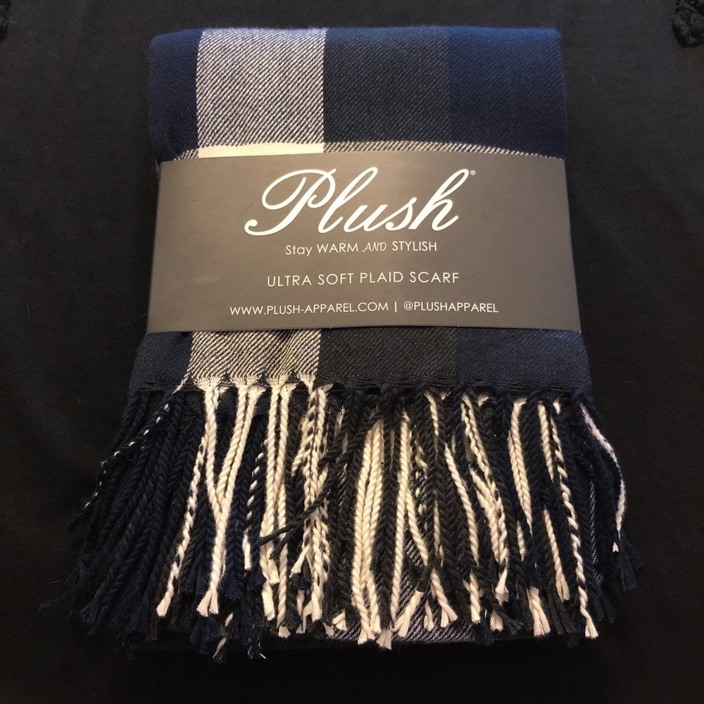 Plush Ultra Soft Plaid Scarf